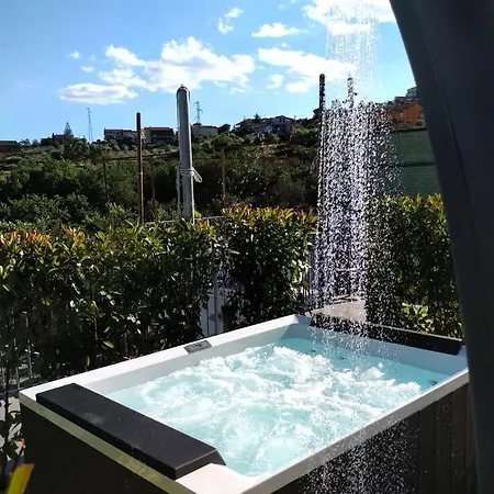 Razione K & Apartment *