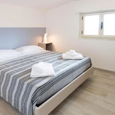 Razione K & Apartment *